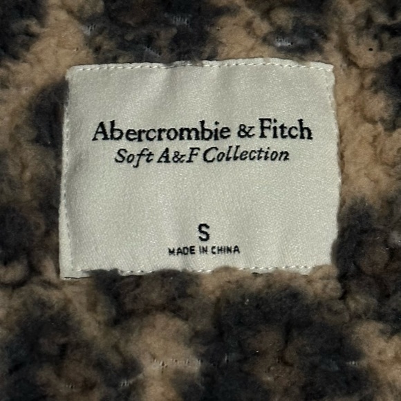 Abercrombie & Fitch Half-Zip Sherpa Leopard Pullover Size Small‎ - Picture 3 of 6